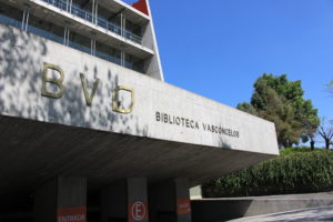 バスコンセロス図書館